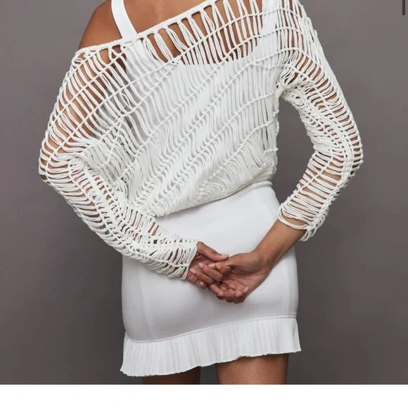 Carbon38 White Crochet off shoulder knit Sweater size M/L - Picture 4 of 14